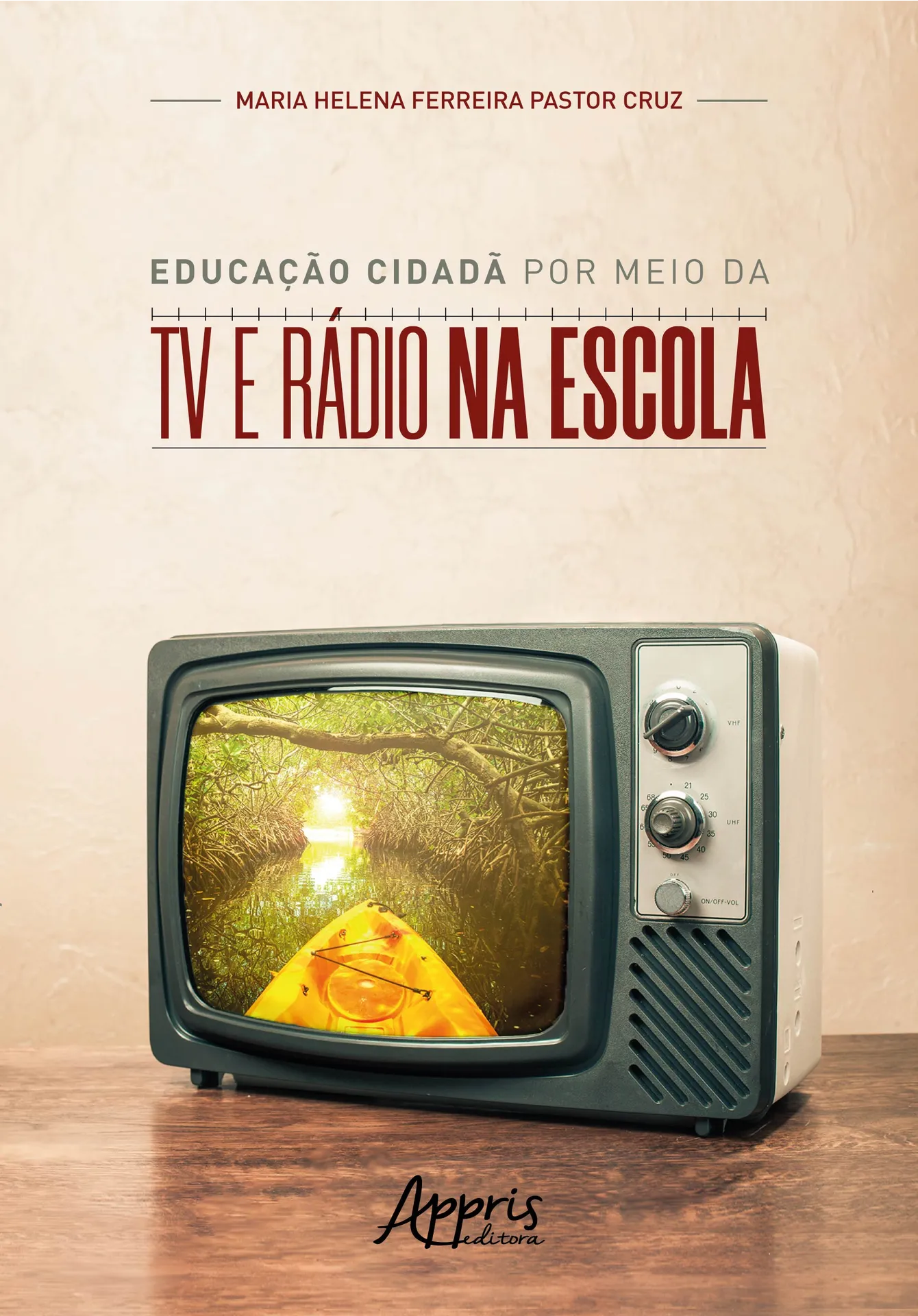Educação cidadã por meio da TV e rádio na escola Educação cidadã por meio da TV e rádio na escola